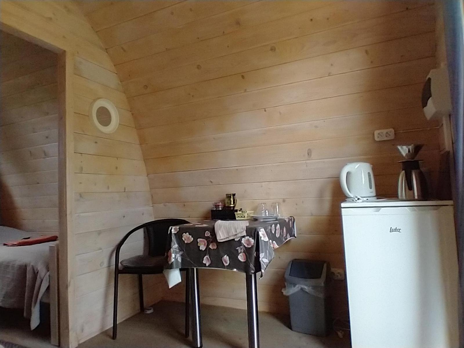 Lahemaa Kohvikann B & B, Caravan Park Palmse 部屋 写真